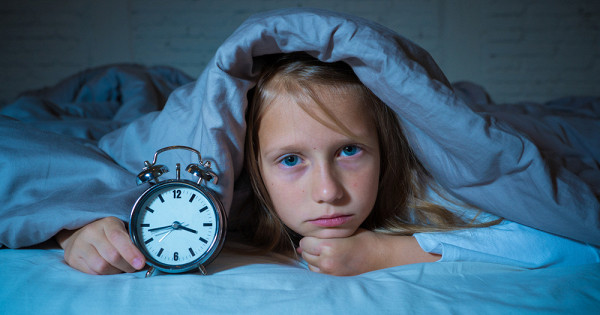 Ученые выяснили, как недостаток сна влияет на вес ребенка